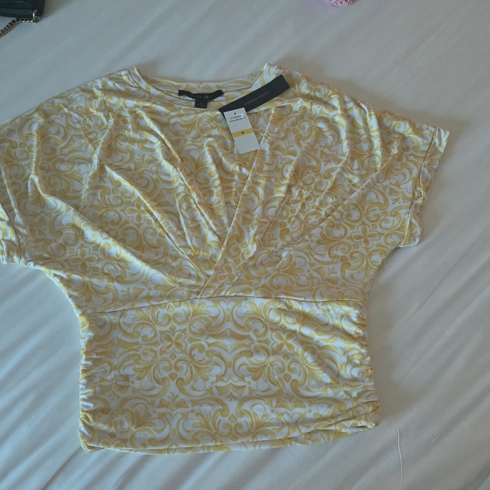 Cynthia Steffe Yellow and White Patterned Blouse - Picture 1 of 6